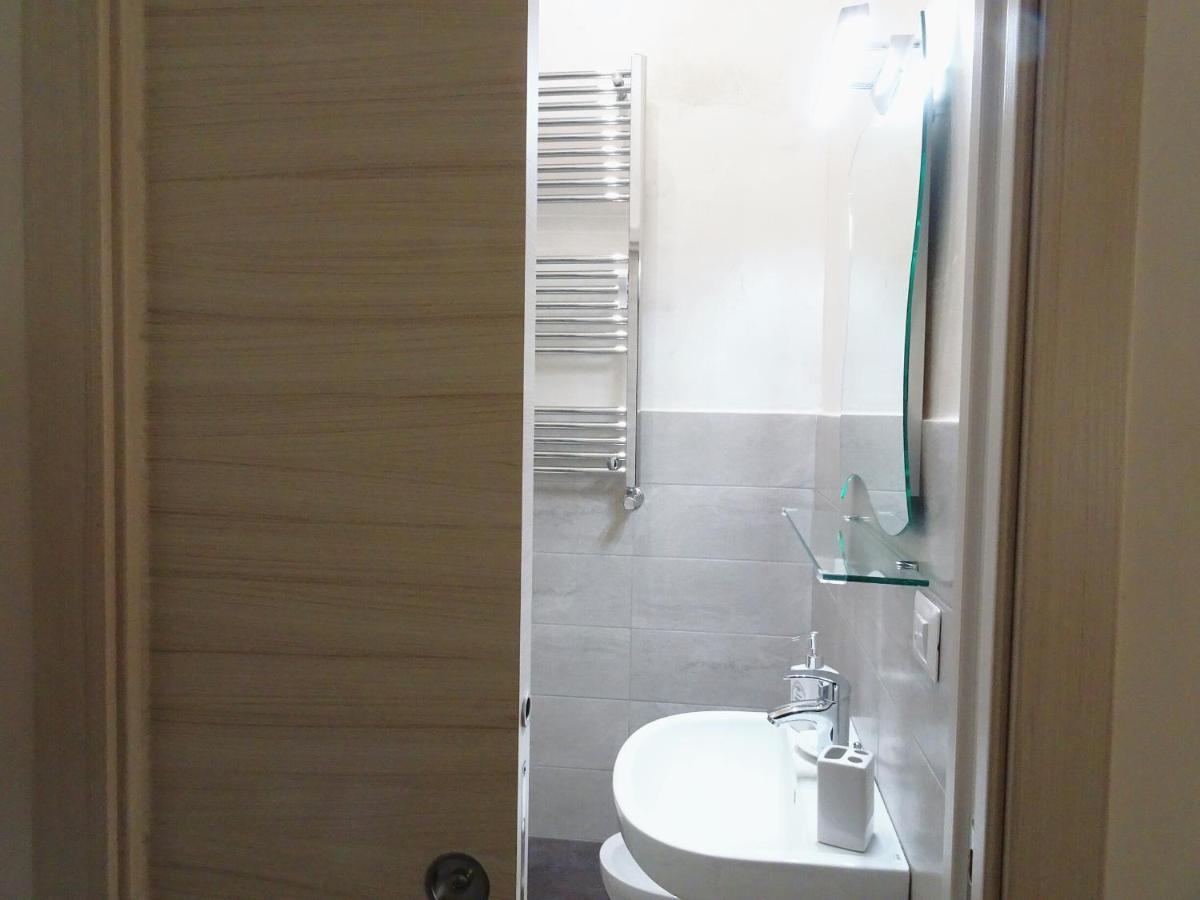 Bed & Breakfast A Capua Adiacente Al Duomo - Il Vicolo Eksteriør billede