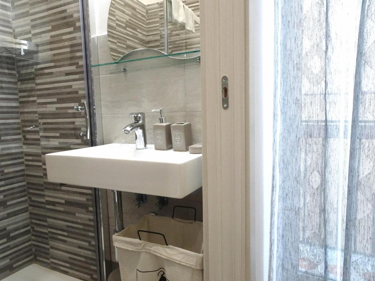 Bed & Breakfast A Capua Adiacente Al Duomo - Il Vicolo Eksteriør billede