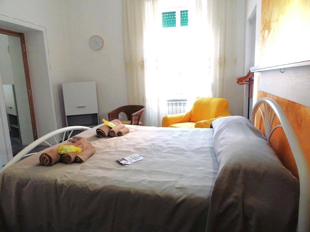 Bed & Breakfast A Capua Adiacente Al Duomo - Il Vicolo Eksteriør billede