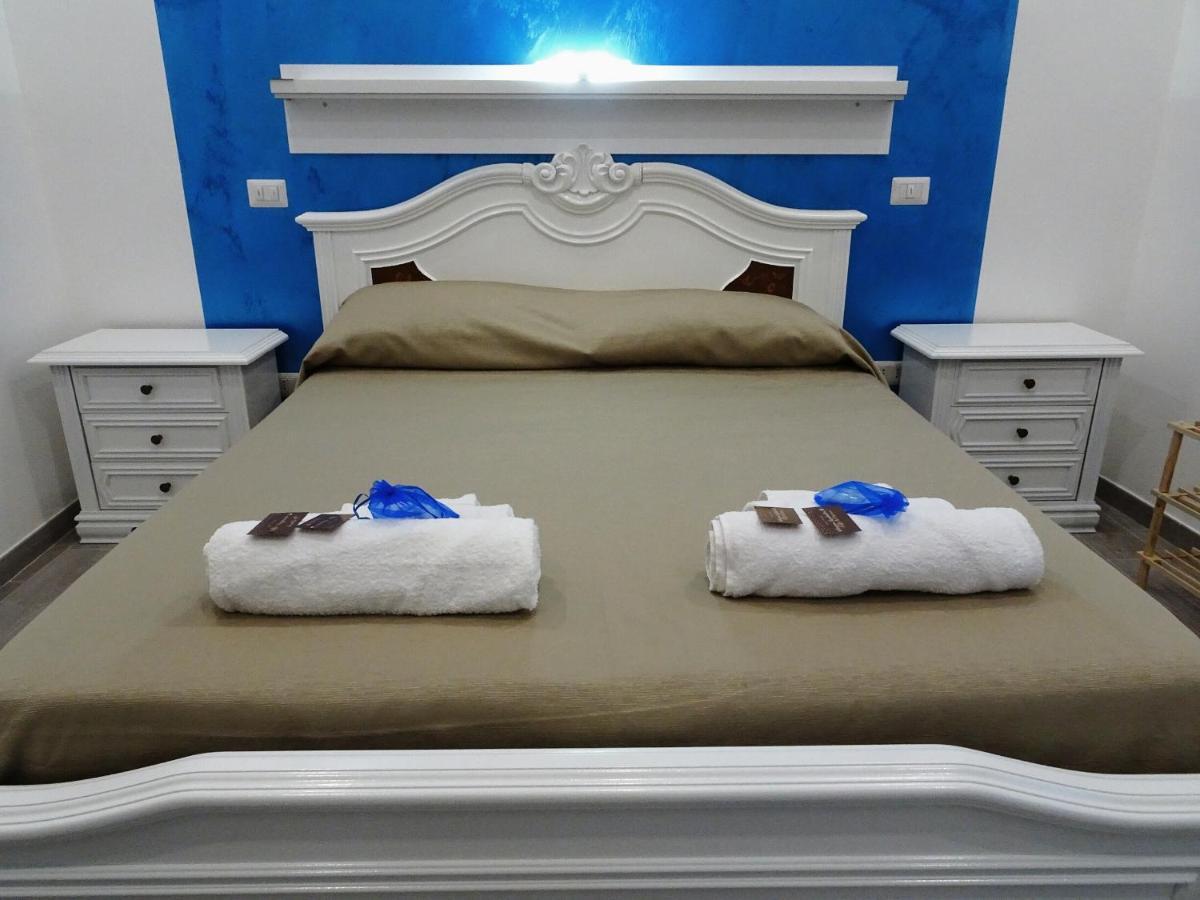 Bed & Breakfast A Capua Adiacente Al Duomo - Il Vicolo Eksteriør billede